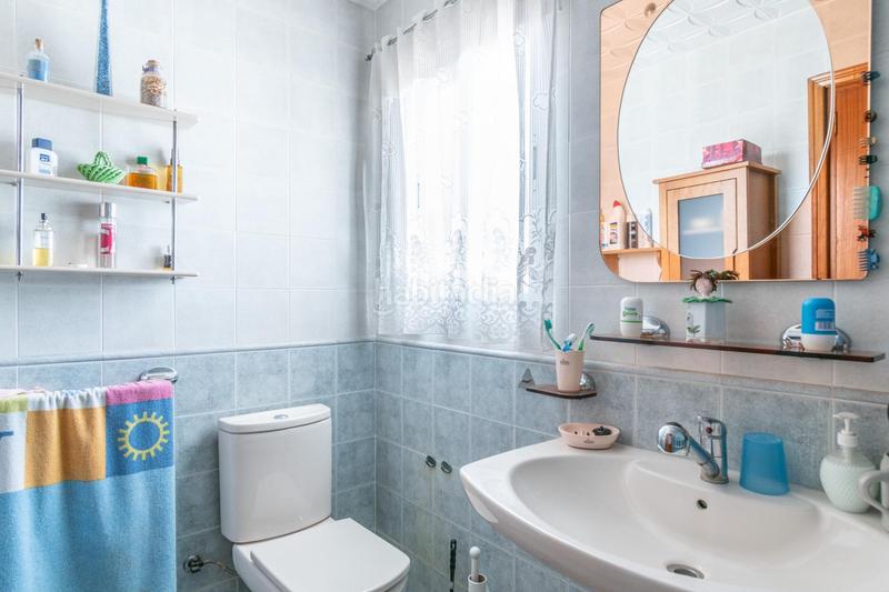 Foto d0ac368a-f2e2-4332-b891-6b6d255b1baa. Casa con parcheggio piscina in Atarfe