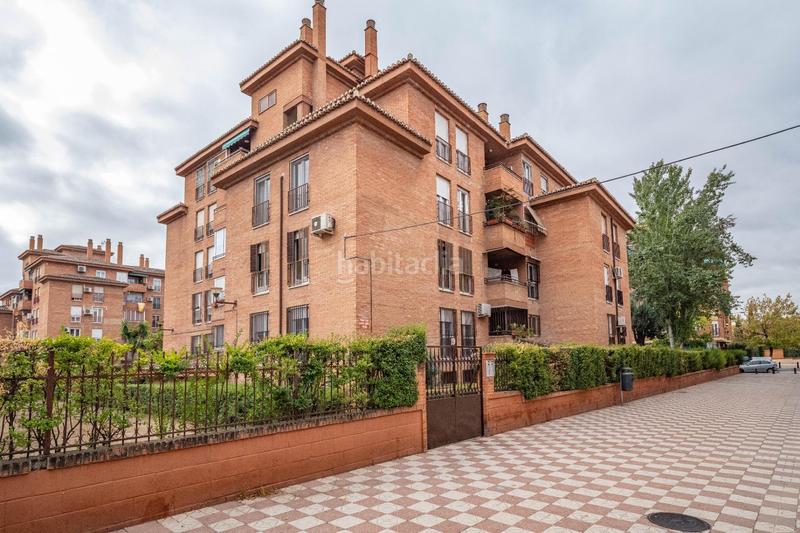 Foto 99e3afe0-27da-4363-b0dc-21c71038f4f2. Flat with heating parking in Castaño - Mirasierra Granada