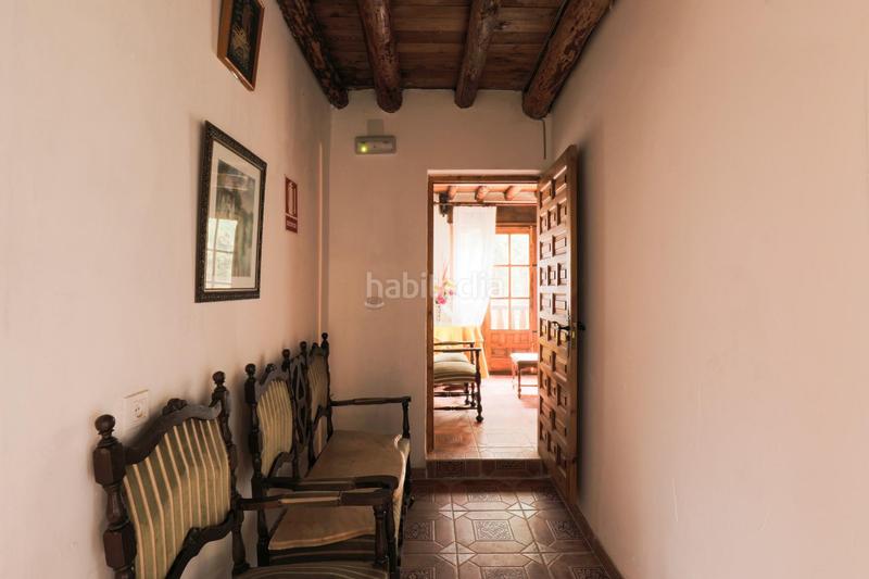 Foto 670bc0d2-63b2-43c1-a312-020b2f926cf2. Xalet amb aparcament a Busquístar