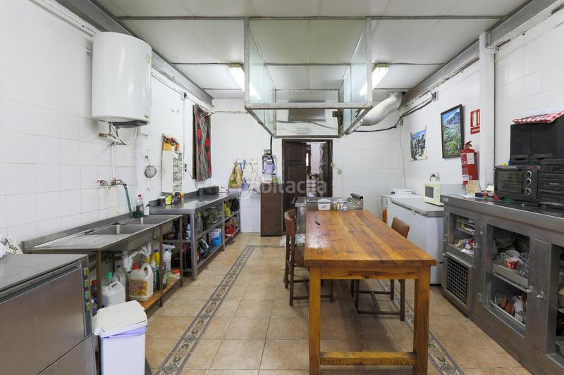 Foto 7d44ed6f-60fb-47fa-a8d7-cdeddb0a90bf. Xalet amb aparcament a Busquístar