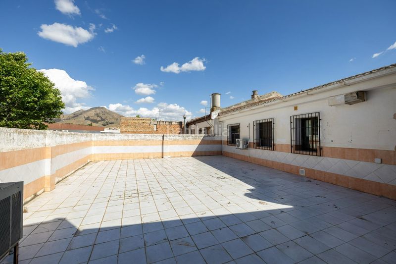 Foto 7a9cf0ae-a25a-44fa-bbbb-3d67a3d1447d. Edifici a calle cordoba 12 a Pinos Puente