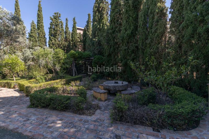 Foto a8546434-6857-410e-853d-18bd3b00b3cd. Chalet impresionante chalet en los rebites!!! con 1667 m2 de parcela. en Huétor Vega