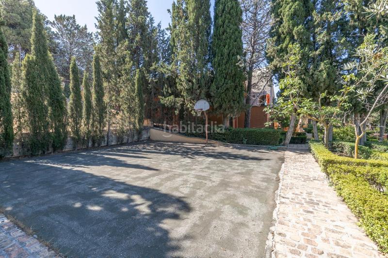 Foto f90f3a2b-2f4d-4af8-a5d0-2780ed3cd67d. Chalet impresionante chalet en los rebites!!! con 1667 m2 de parcela. en Huétor Vega