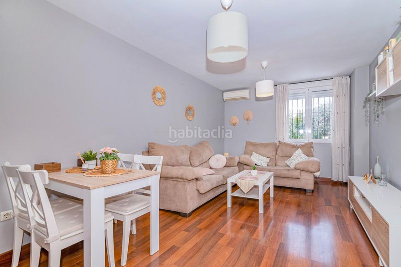 Foto 7a1845e4-fd30-4811-af0c-1bb240ab210c. Pis a La Zubia Ciudad Zubia (La)