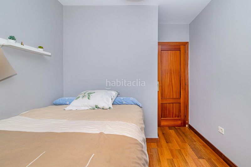 Foto f3b58d93-2eaa-415e-8594-aa696973eaa4. Pis a La Zubia Ciudad Zubia (La)