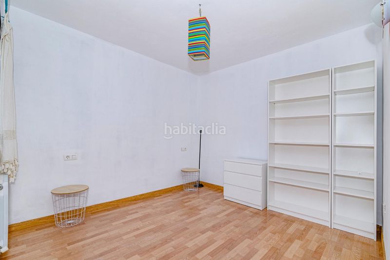 Foto 9f36a835-20b1-46e2-a2bc-fa6f526a1bf7. Pis a La Zubia Ciudad Zubia (La)