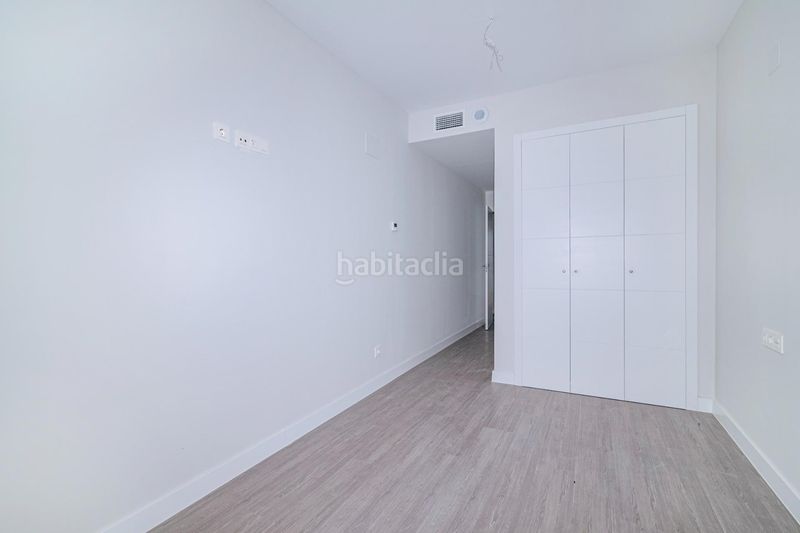 Foto 3a2309f1-bac4-4919-868c-eb66dd360008. Pis amb aparcament piscina a Rosaleda - Juventud Granada