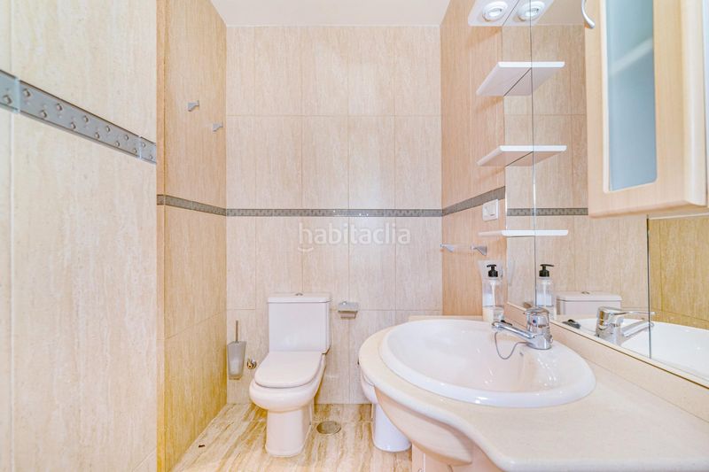 Foto 353bc29b-d40a-4bca-8699-232692094962. Xalet amb aparcament piscina a Íllora