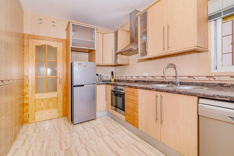 Foto 5232bb55-6349-4307-8bc0-209a182dd0d3. Xalet amb aparcament piscina a Íllora