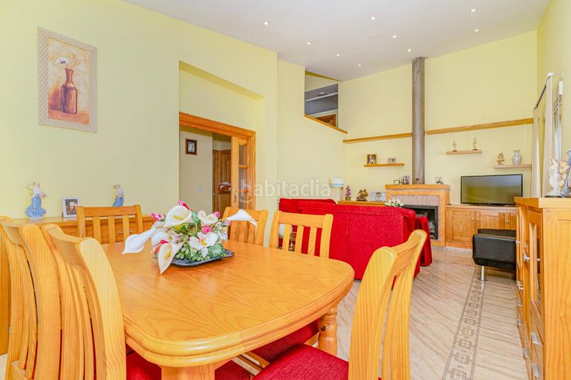 Foto 728138a8-fc49-4841-8003-5be8fad6d50c. Xalet amb aparcament piscina a Íllora