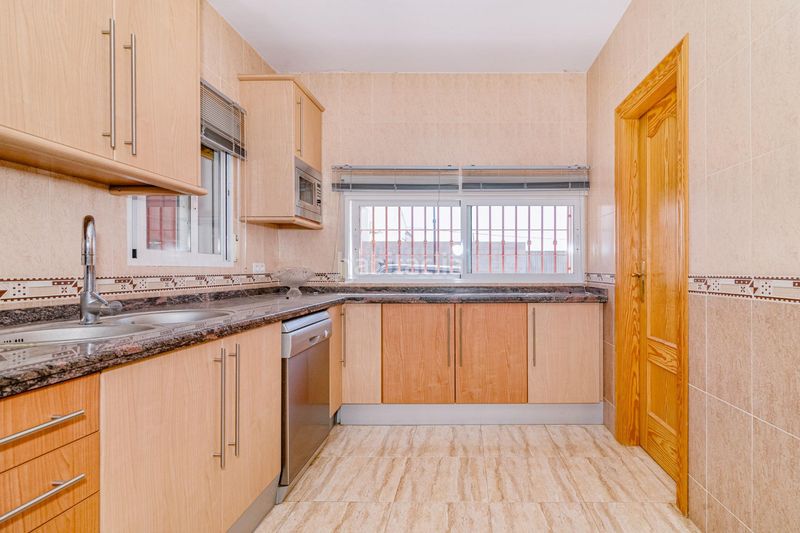 Foto 874eed23-e79f-43c6-8975-70264f3fb38c. Xalet amb aparcament piscina a Íllora