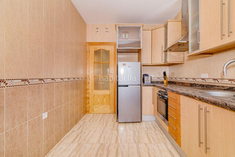 Foto e0b09f23-7a70-4835-b9c6-6ab51b820f8e. Xalet amb aparcament piscina a Íllora