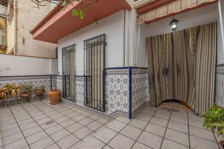 Reihenhaus  Calle eladio la presa. Estupenda casa de 4 dormitorios en santa fe con patio y terraza