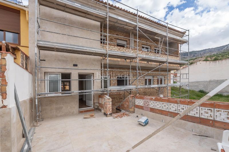 Foto 3201bd3f-76d3-42d1-b833-d67ead89131b. Casa amb aparcament a Alfacar