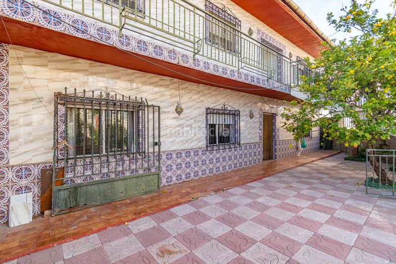 Foto 44ccadba-2401-4e4d-b070-8bf5b53d5d13. Casa amb calefacció aparcament a Ambroz Vegas del Genil