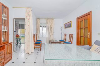 Pis a Calle ronda de alfareros 4. Oportunidad!! en venta piso de 4 dormitorios con posibilidad de