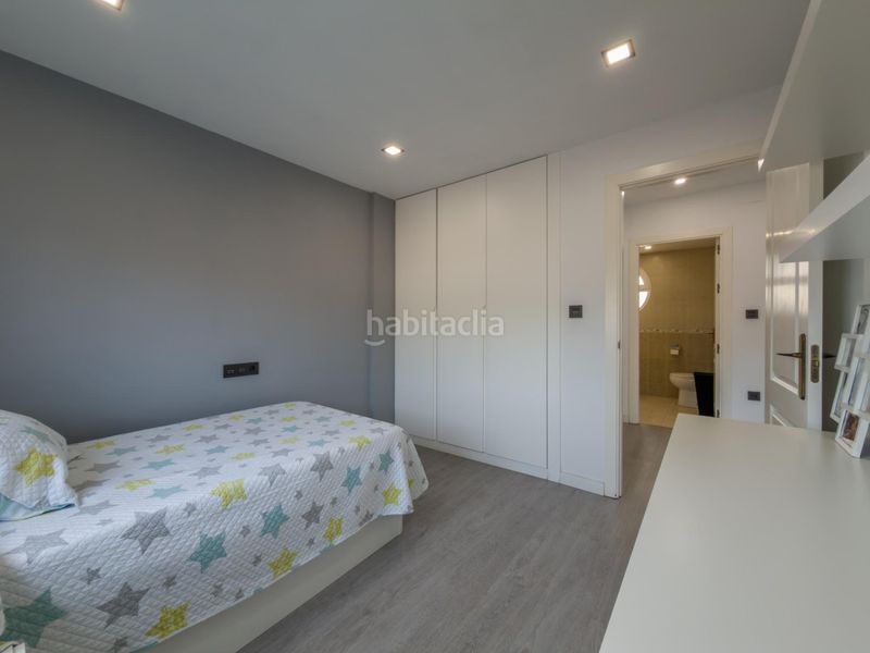 Foto d149a817-0c7e-4289-90f7-28a0b1bd5ad2. Casa adossada a calle tiberio 7 a Cenes de la Vega