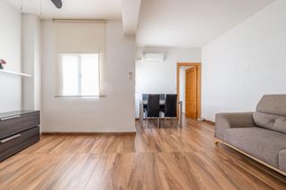 Flat in Las Tres Cruces. Piso junto al ayuntamiento de armilla dos dormitorios