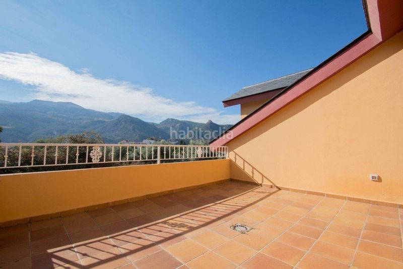 Foto a84f8159-6b29-4442-a2f3-898af2c5659a. Xalet amb aparcament piscina a Güéjar Sierra