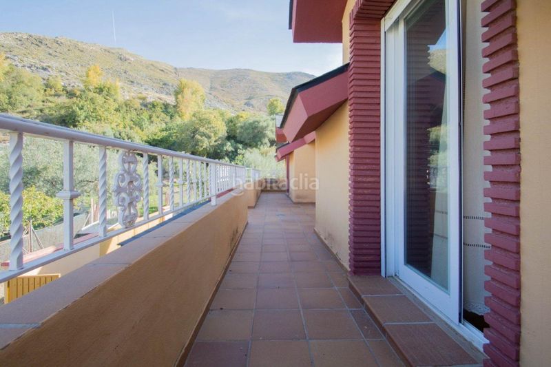 Foto d3a66538-72df-4f79-af56-01f868a288bb. Xalet amb aparcament piscina a Güéjar Sierra