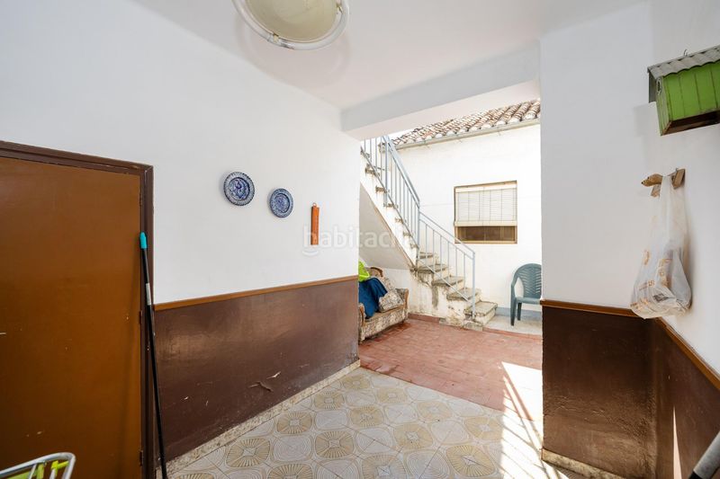 Foto 0c5b04a3-ec14-4d95-b303-4776f3b1ce92. Casa a calle los llanos 2 a Barrio de la Vega Monachil