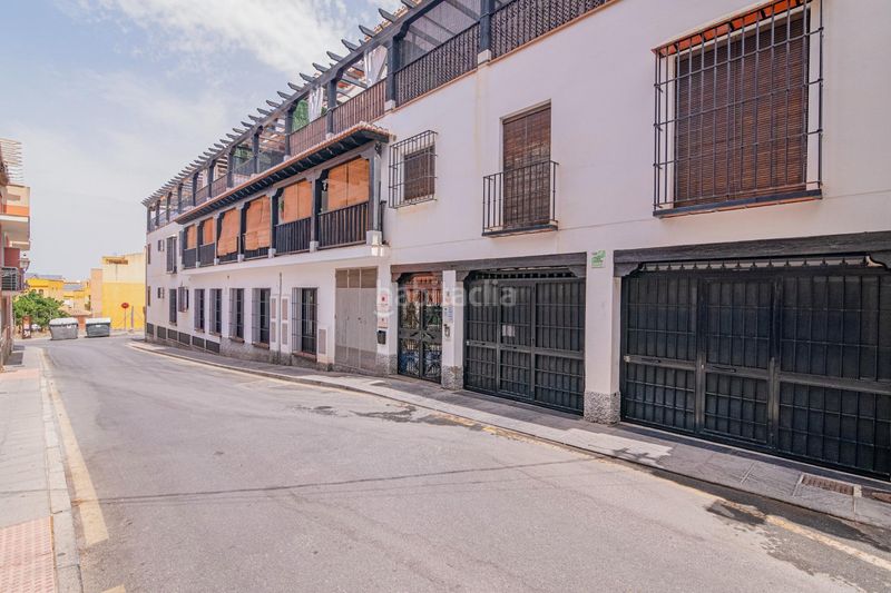 Foto 0ade1576-c4e7-4256-80b9-fe6fdfb547d9. Pis amb calefacció a La Zubia Ciudad Zubia (La)