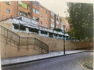 Edificio en Cerrillo de Maracena - Periodistas. Edificio en venta en parque almunia  periodista.
