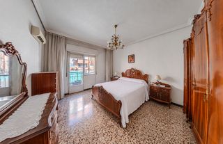 Flat in Calle Floridablanca