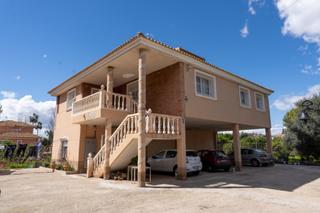 Chalet en Albatalia