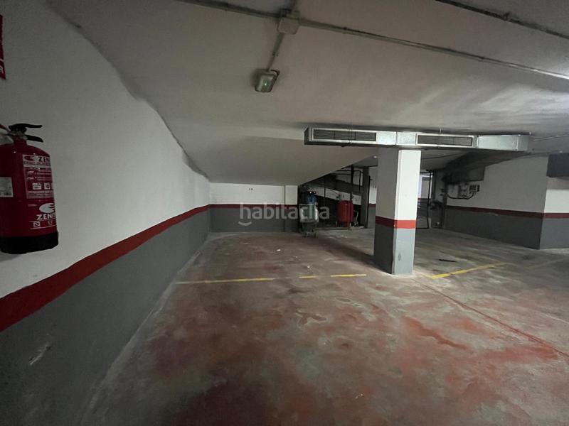 Foto 528d4ee0-715d-44a0-96d9-6ea5c5c02369. Autoparkplatz in La Catedral Murcia