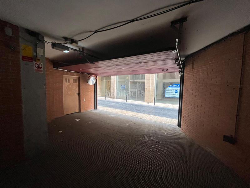 Foto c3e9618b-e96b-4acd-9e20-00aa5398be7a. Autoparkplatz in La Catedral Murcia