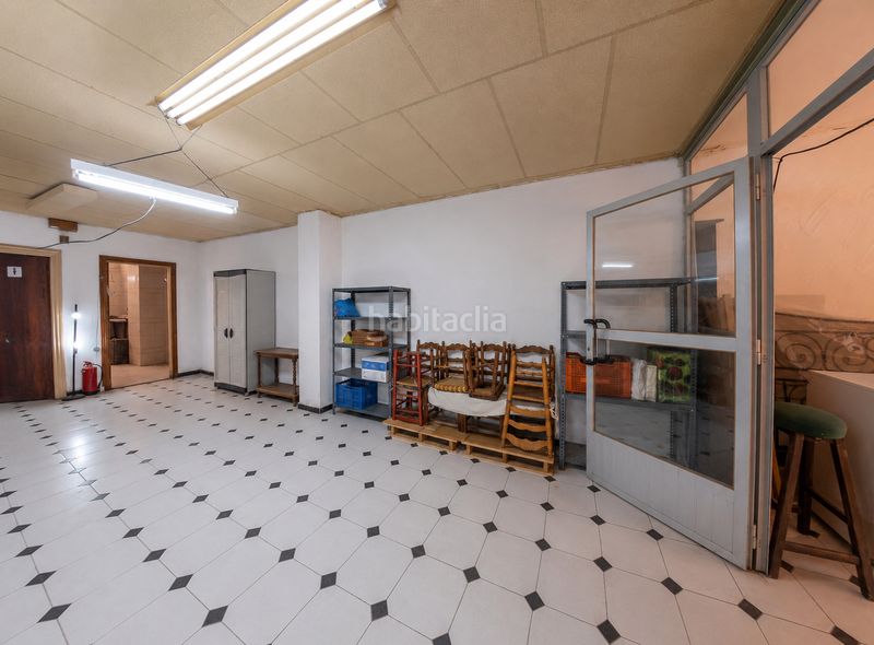 Foto f20fb92b-9dbe-4a35-892e-e1c3bd7d70b6. Local comercial a El Carmen Murcia