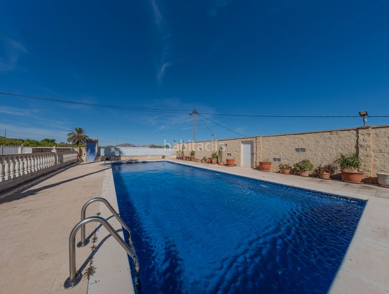 Foto 43c24bd6-632b-4985-af9c-4430ea9e4201. Casa amb aparcament piscina a El Esparragal Murcia