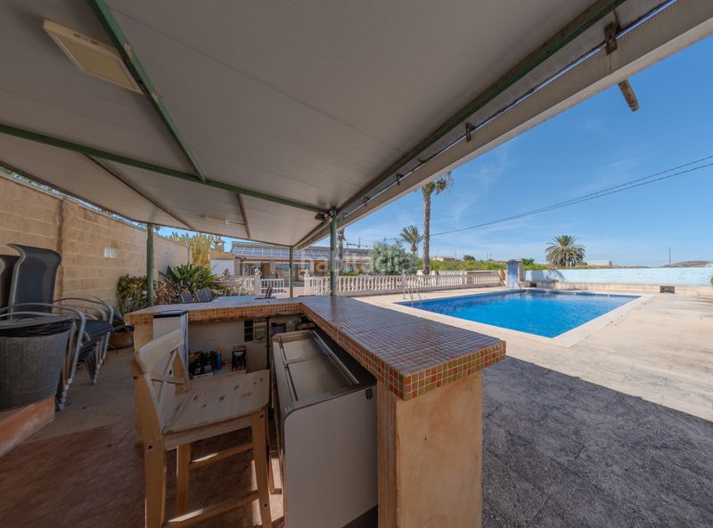 Foto d8202ee2-da33-48c5-9558-f5f0e502c43e. Casa amb aparcament piscina a El Esparragal Murcia