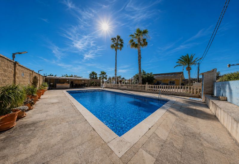 Foto f849b62e-4b2f-4d13-b627-9068677e2546. Casa amb aparcament piscina a El Esparragal Murcia