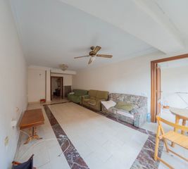 Pis  Ronda de garay. Piso amplio de 95 m² con 3 dormitorios en pleno centro de murcia