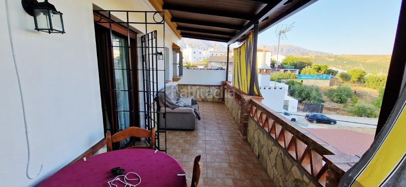 Foto f8d50ba1-0119-491f-892c-e8770d052698. Chalet en Álora