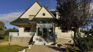 Xalet a Galindo y Perahuy