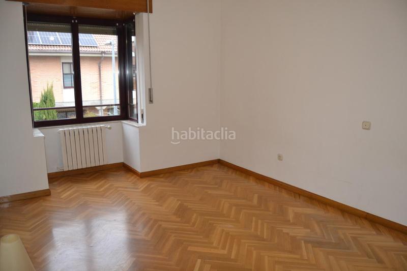 Foto 6a90c557-c42a-4d70-8e9d-68a2299d1781. Chalet en Las Villas - Valparaiso - El Peral Valladolid