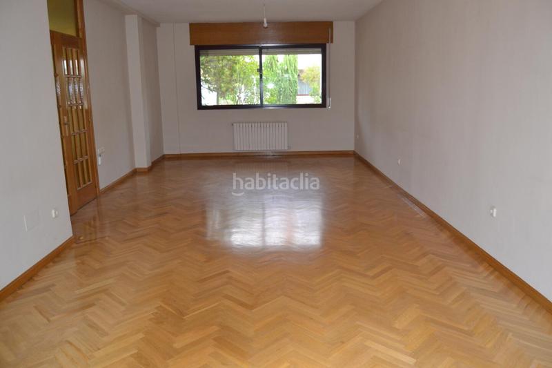 Foto c0098778-4cc7-4b85-81db-204dd1adbdc3. Chalet en Las Villas - Valparaiso - El Peral Valladolid