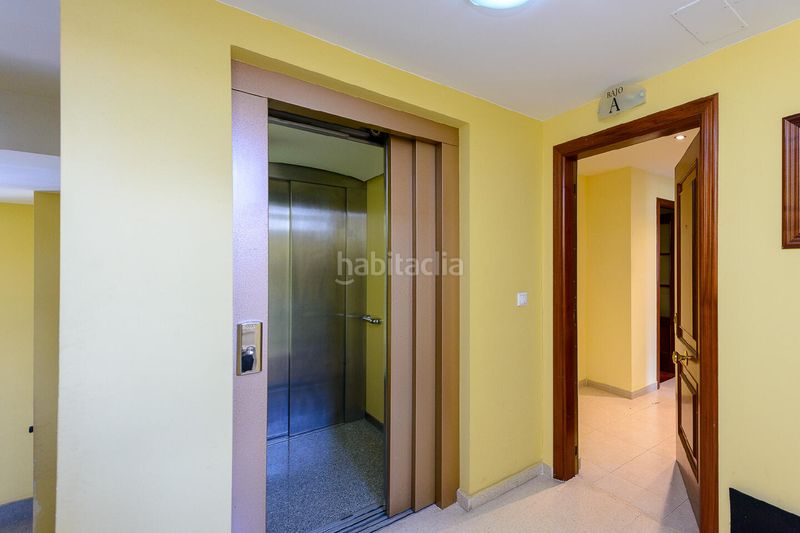 Foto f4c0e952-d878-4e30-8eeb-5fbef10357e8. Pis a Alto del Castaño Narón