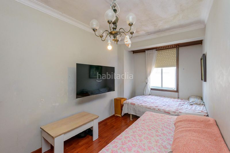 Foto 7001c7df-a96b-4ba0-8dce-873ac750106b. Pis a Zona Ultramar Ferrol