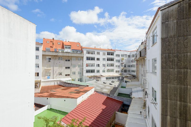 Foto fb5cfd0d-5ce9-4593-a711-61f689cdf43f. Pis a Zona Ultramar Ferrol