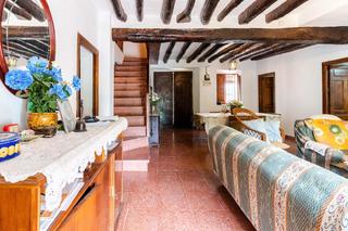 Casa a Faraján