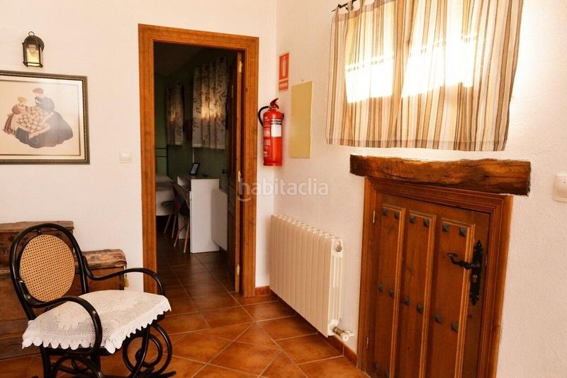 Foto 5029fe2a-662a-4890-9093-ead886a6c8e7. Casa en Valderrueda