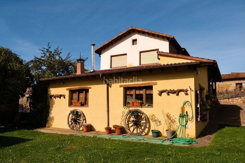 Foto 6024cc0e-c142-4c05-9a1c-86d3919475e9. Casa en Valderrueda