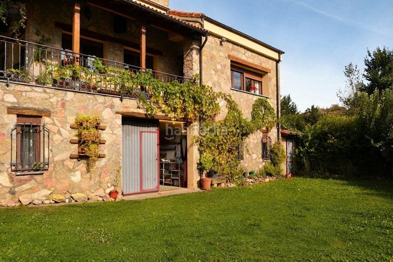 Foto 739d8e08-706c-4523-a39a-4adfe7629406. Casa en Valderrueda