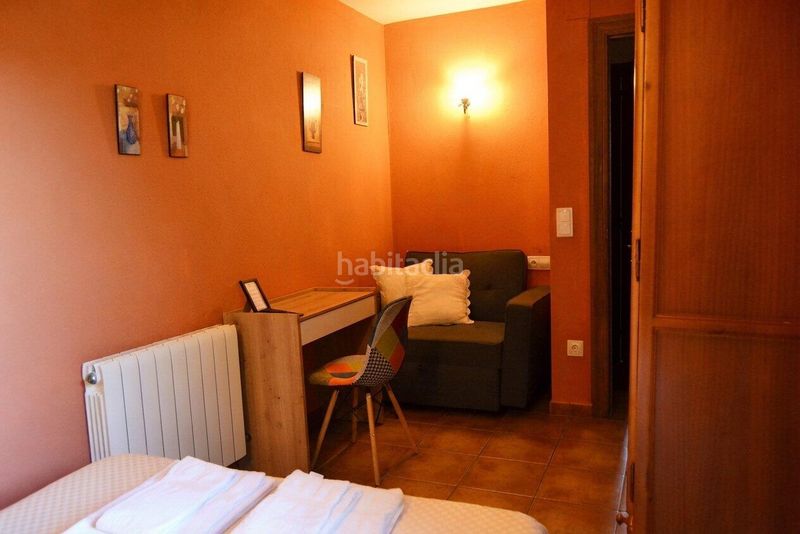 Foto b9676804-fef7-40a8-87d1-979949afdaef. Casa en Valderrueda