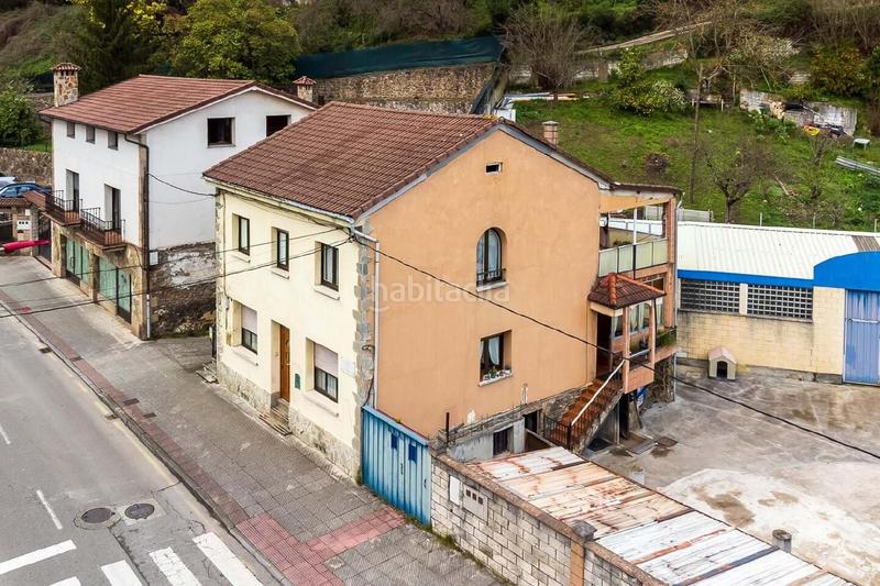 Foto b8a8814e-a620-44c8-990c-7be1c9b47f43. Maison dans Riaño - Los Barros Langreo