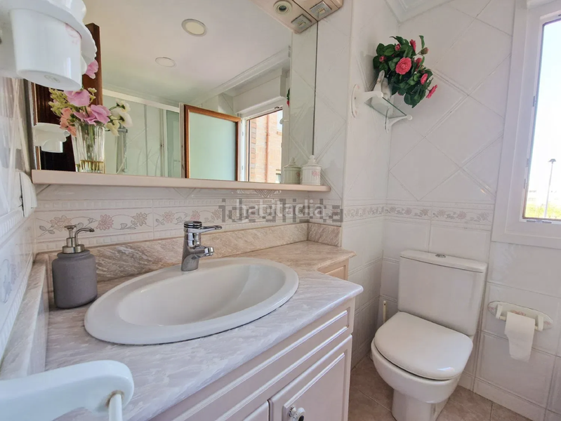 Foto ededbf91-21e0-4b22-856e-752a1ed6cde4. Piso en Alisal - San Román Santander
